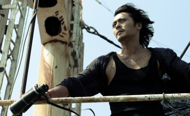 Mean, moody and probably rather cold – Lee Jung-Jae in Typhoon