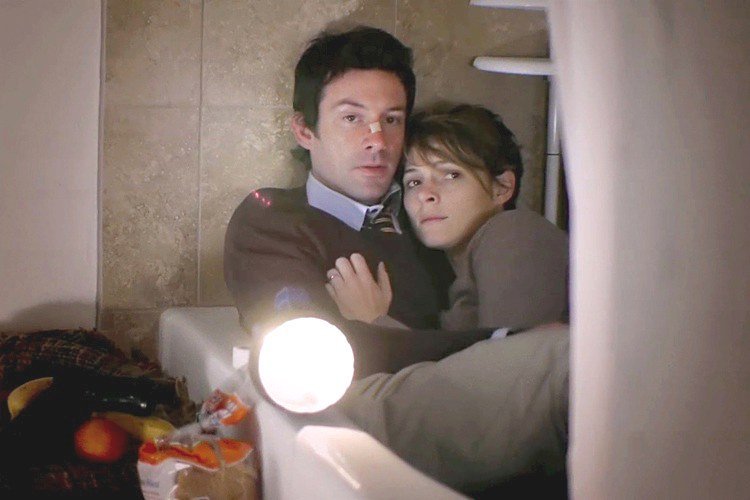 Shane Carruth and Amy Seimetz in Upstream Color