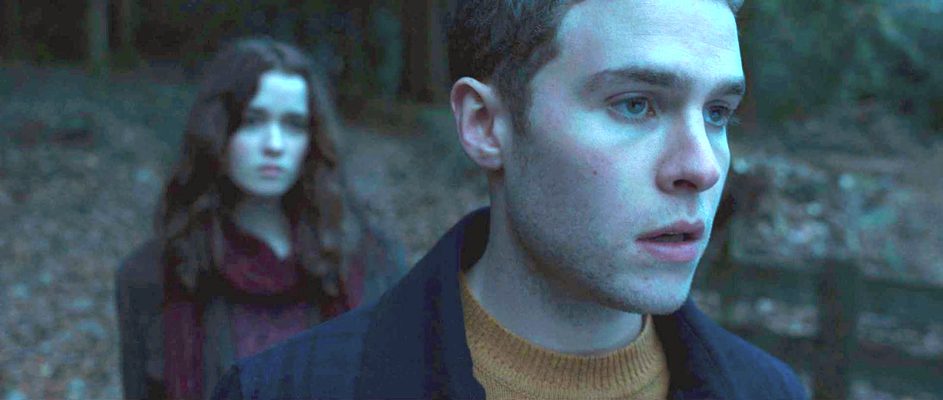 Alice Englert and Iain De Caestecker in In Fear