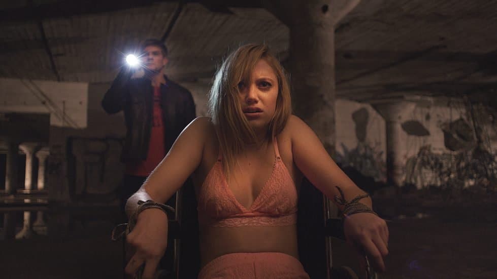Maika Monroe in It Follows