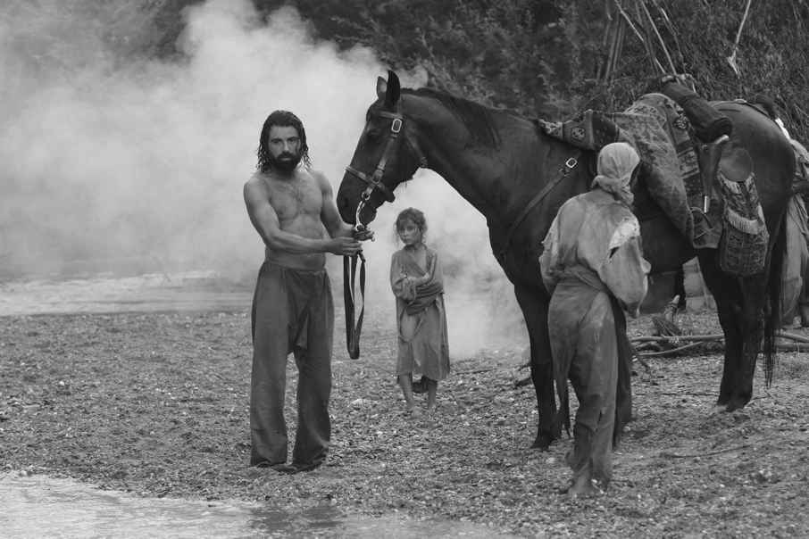 Toma Cuzin as the escaped Gypsy in Aferim!